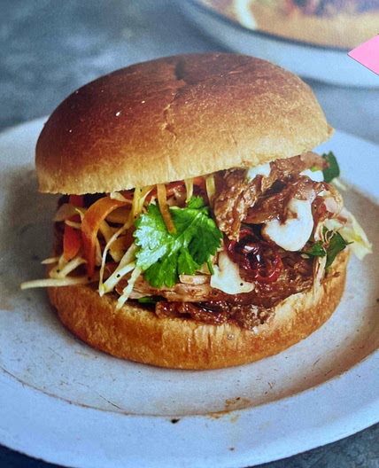 Spicy pulled pork vindaloo