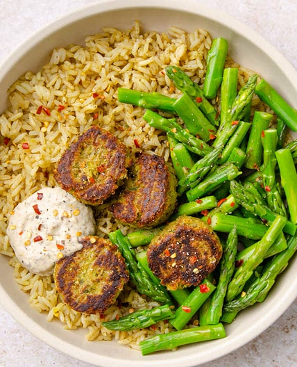 Spinach Artichoke Falafel Rice Bowl
