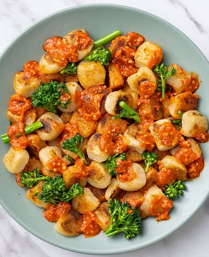 Tomato Broccoli cauliflower gnocchi 