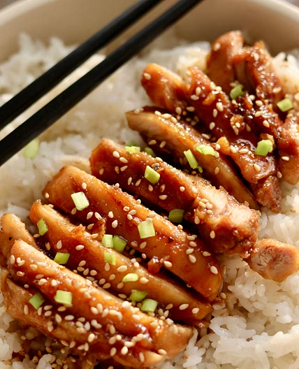 Easy 20 Minute Chicken Teriyaki (No Marinade needed)