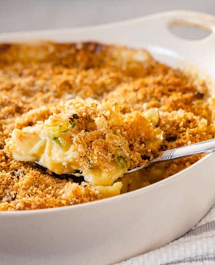 Baked Brussels Sprouts Mac and Cheese with Breadcrumbs
