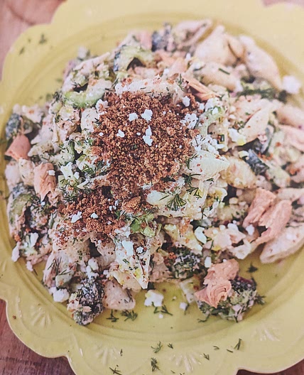 Salada de atum e massa
