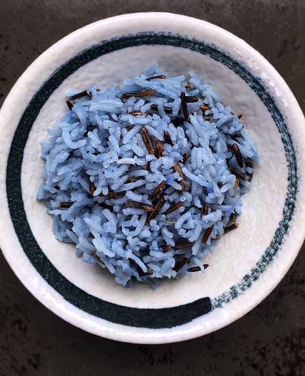 How to make 'nasi kerabu' blue butterfly pea flower rice — Celestial Peach