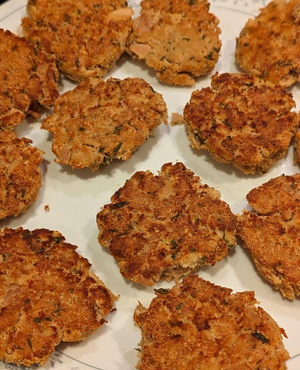 Gluten Free Tuna (or Crab) Cakes