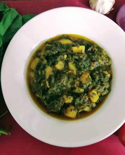 Aloo palak in pressure cooker