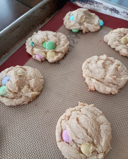 Mrs Field's chocolate chip cookies