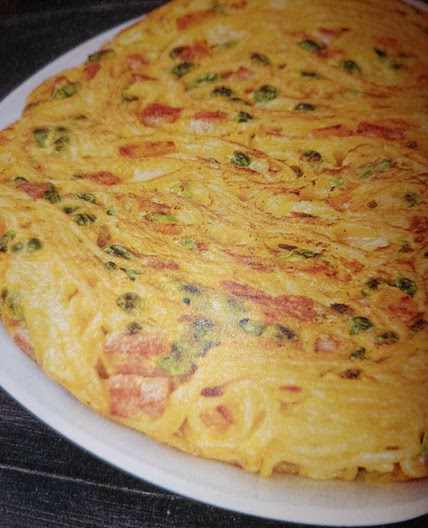 Frittata di spaghetti con verdure