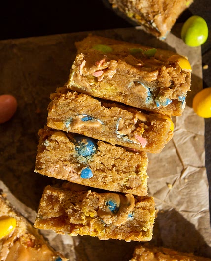 Mini Egg Peanut Butter Blondies