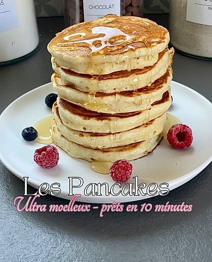 Pancakes ultra gonflés prêts en 10 minutes ! Sans temps de repos