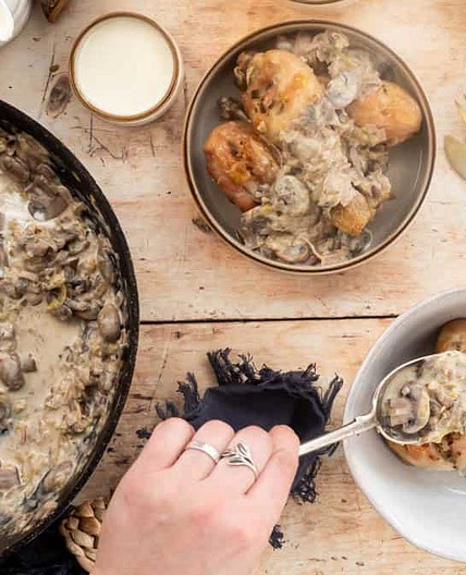 Creamy Chicken Drumsticks in an Easy Mushroom Sauce
