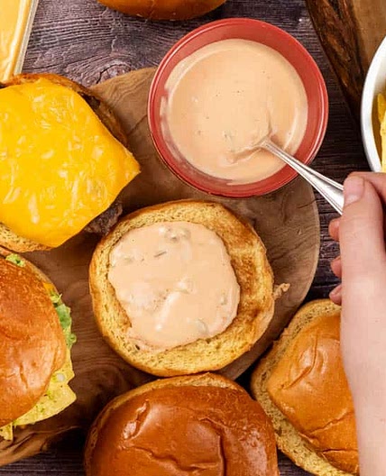 Ultimate Jalapeno Burger Sauce With 4 Ingredients