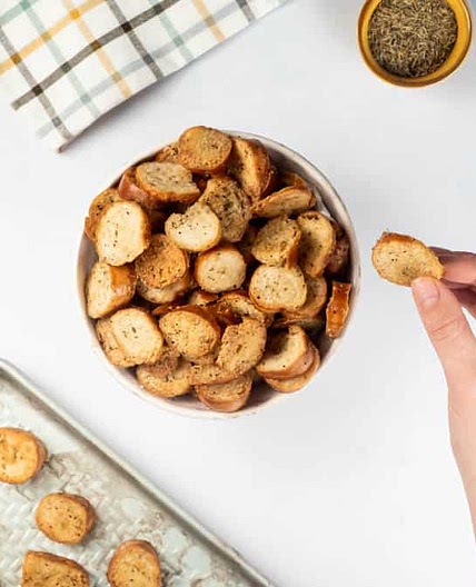 Homemade Oven Baked Bagel Crisps - New York Style