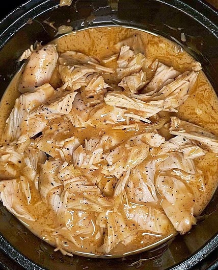 Crockpot Chicken with Gravy: A Delightful Comfort Food Recipe