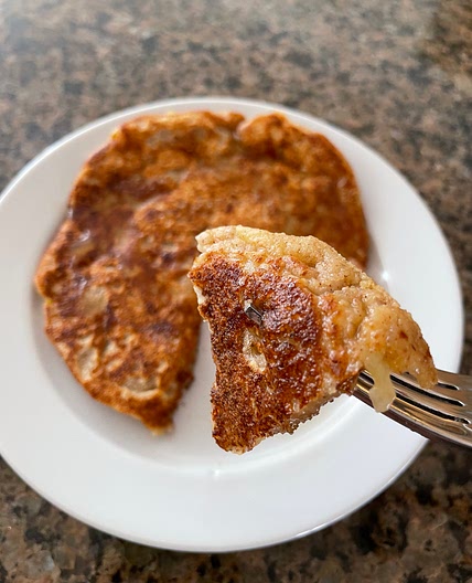 Eggless apple & oats pancakes