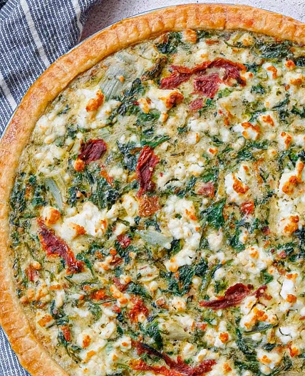 Spinach Artichoke Quiche with Feta and Sundried Tomato