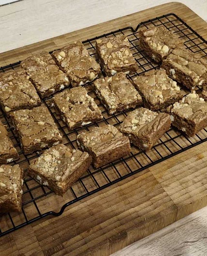 Biscoff Blondies