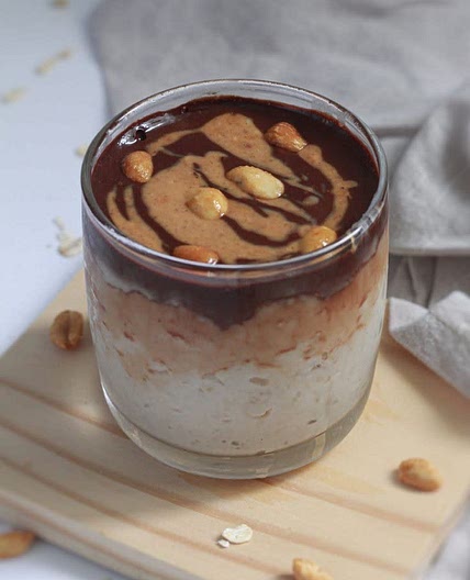 Snickers Overnight Oats