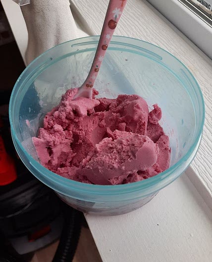 SCD sherbet with saccharine tablets