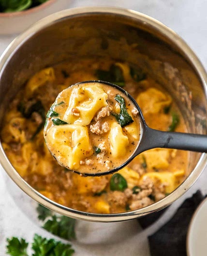Instant Pot Tortellini Soup