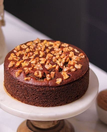 ✨ Date &amp; Walnut Cake ✨