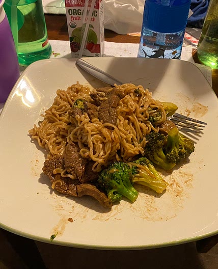 Beef and Broccoli Ramen (no ingredients)