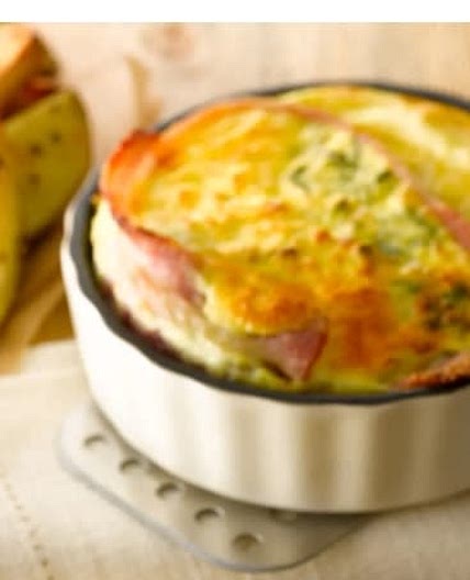 Spinnich bacon egg pie