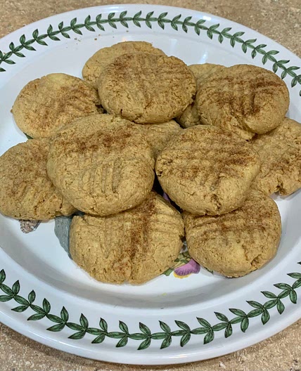Peanut Butter Cookies (no sugar-low carb)