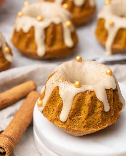 Canadian Maple-Glazed Doughnut Mini Bundt Cake 