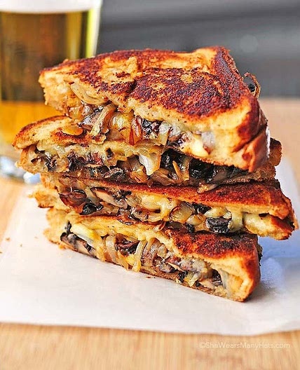 Grilled cheese aux champignons