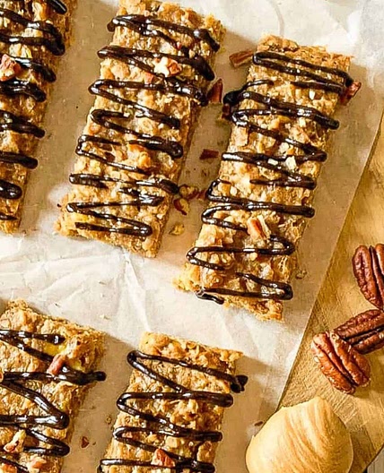 Three-Ingredient Breakfast Bars