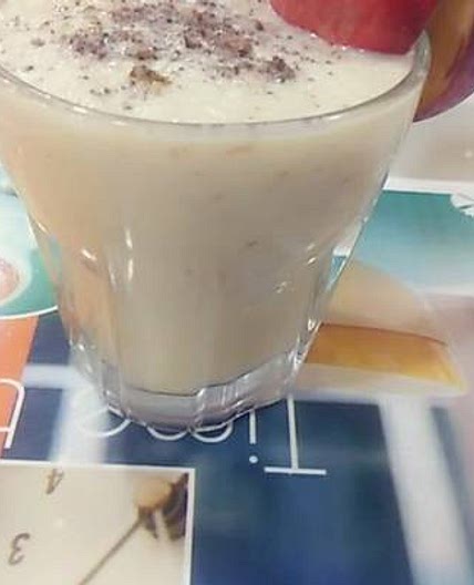एप्पल स्मूदी (apple smoothie recipe in Hindi)