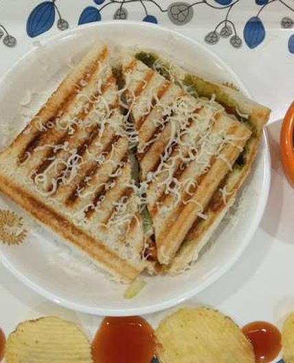 ग्रिल्ड सैंडविच (grilled sandwich recipe in Hindi)
