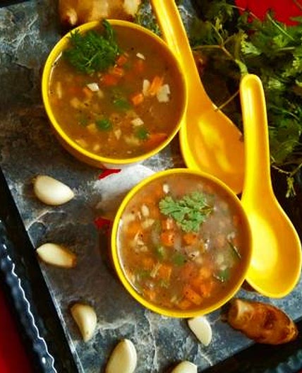 जिंजर गार्लिक सूप (Ginger Garlic soup recipe in Hindi)