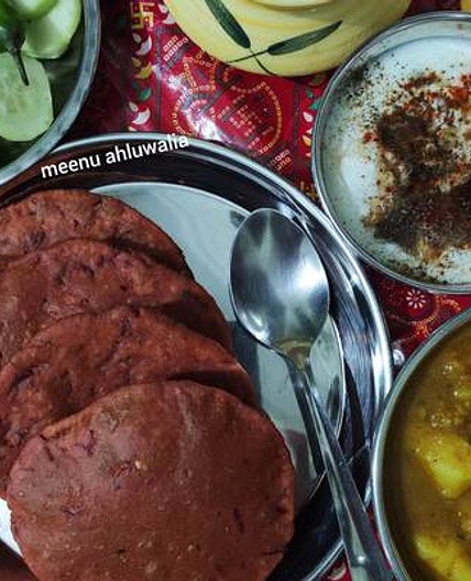 बीटरूट मसाला पूरी (beetroot masala puri recipe in hindi)