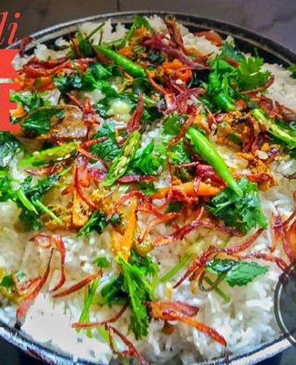 चिल्ली गार्लिक राइस | Chilli Garlic Rice recipe in Hindi )