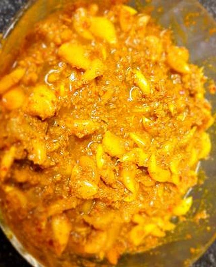लहसुन का अचार (Lahsun ka achar recipe in Hindi)