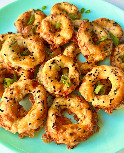 Cheese and onion rings 
