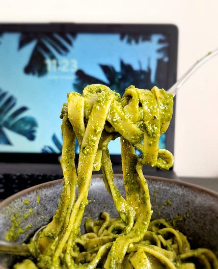 Pasta & homemade pesto (vegan option available)
