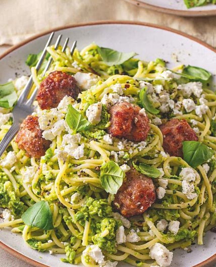Sausage meatballs with pea pesto and spaghetti 