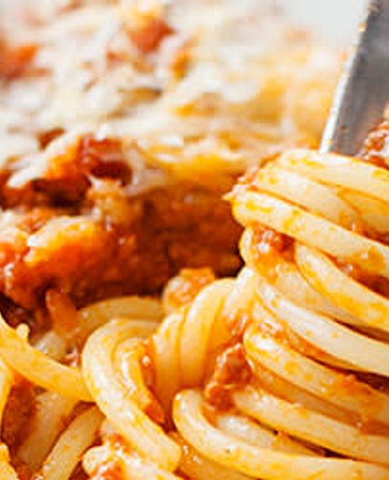 Makaron bolognese z czerwoną soczewicą