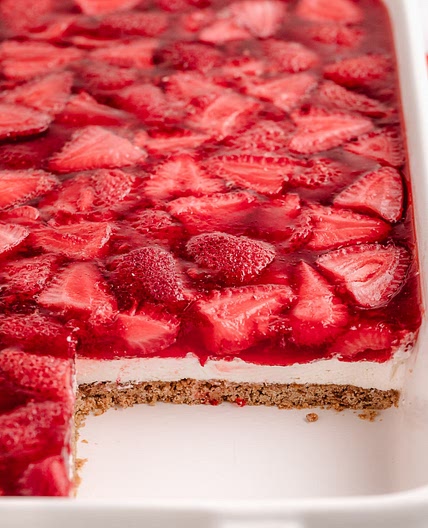 Strawberry Pretzel Salad
