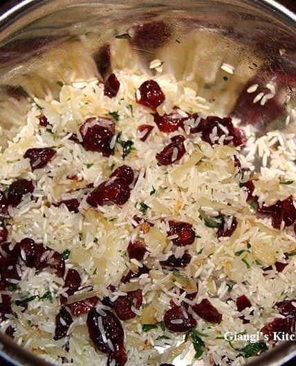 Rice with Dried Cranberries