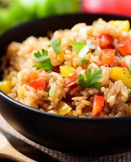 Repollo al ajillo con arroz frito