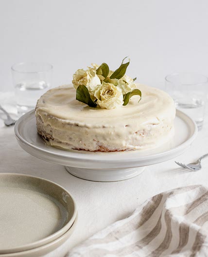 Delicious Lemon Olive Oil Cake Recipe