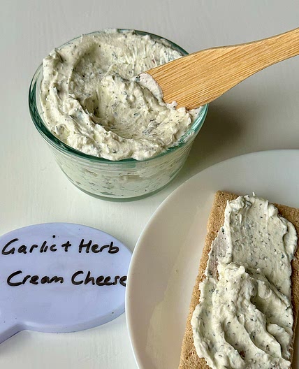 Easy Garlic and herb Cream Cheese 