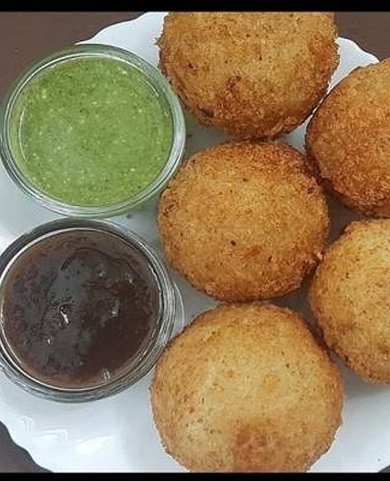 ब्रेड बॉल्स (Bread balls recipe in Hindi)