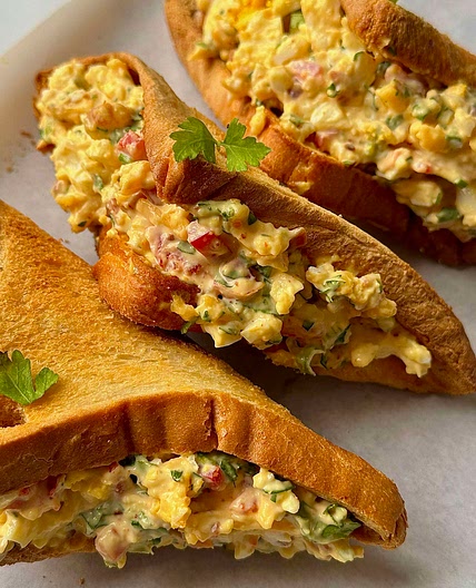Crispy Egg Sandwiches 