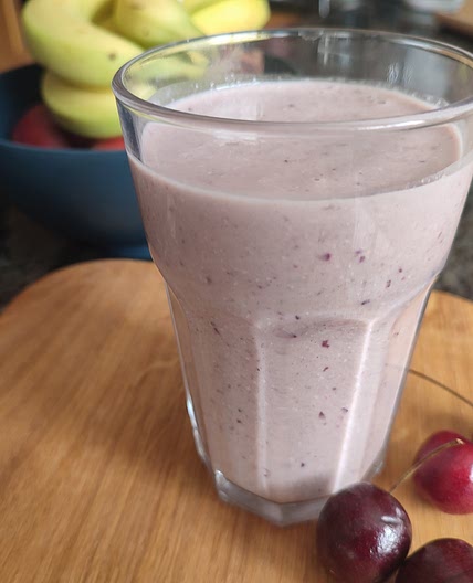 Breakfast Smoothie (Vegetarian)