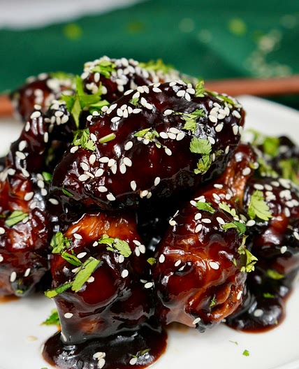 Hoisin Glazed Chicken Wings 