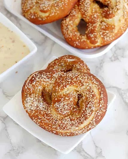 Sourdough Soft Pretzels